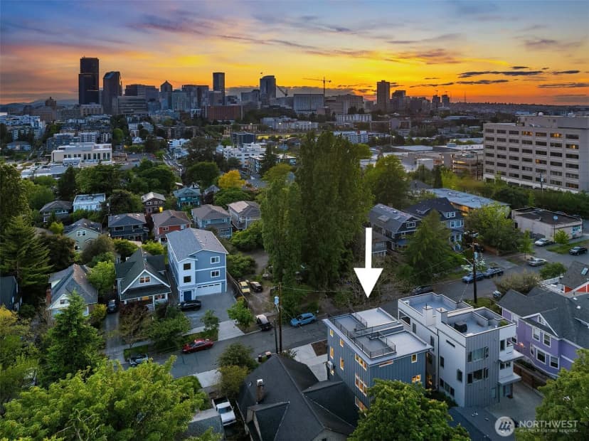 Property photo for 332 17th Avenue, Seattle photo 18