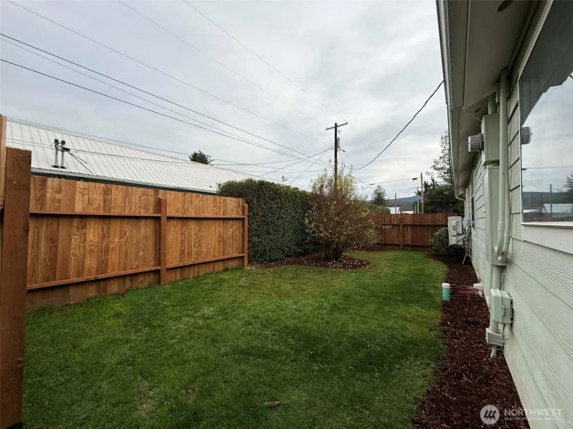 Property photo for 254 5th Street, Morton photo 21