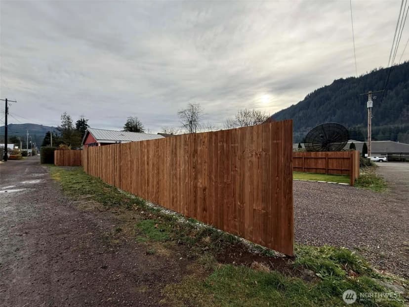 Property photo for 254 5th Street, Morton photo 22