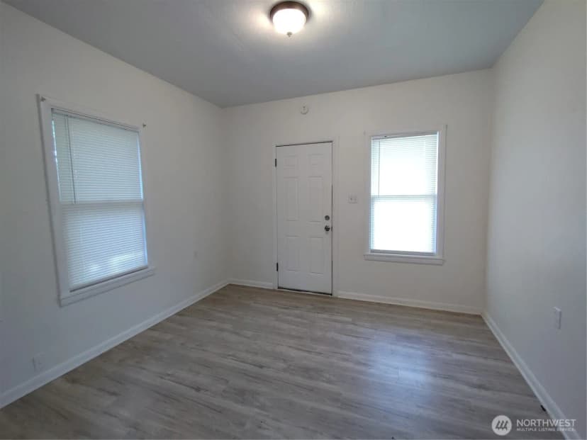 Property photo for 5005 N 31st Street, Tacoma photo 3