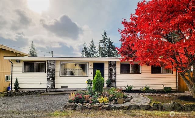 Property photo for 4515 Ne 17th Place, Renton