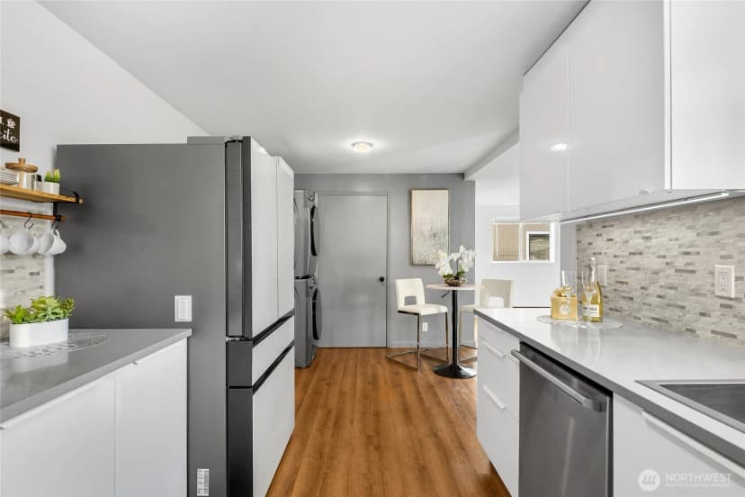 Property photo for 4515 Ne 17th Place, Renton photo 9