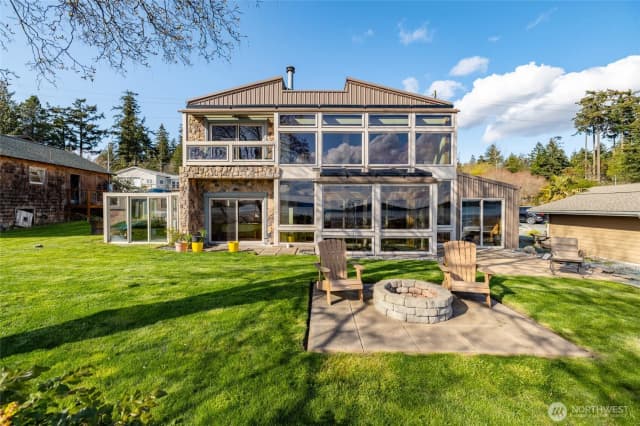 Property photo for 13207 Satterlee Road, Anacortes photo 2