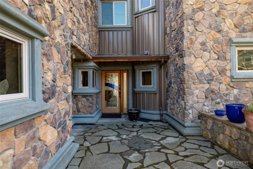 Property photo for 13207 Satterlee Road, Anacortes photo 4