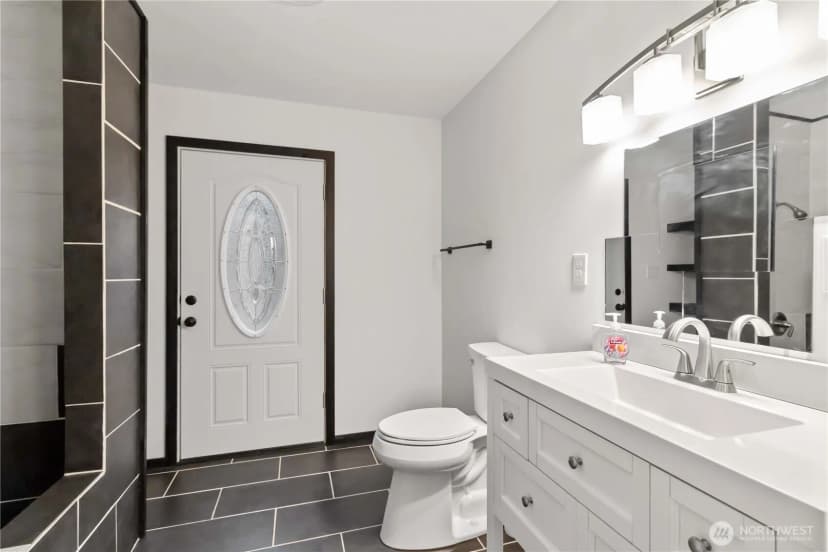 Property photo for 241 Oxbow Lake Ln, Toledo photo 23