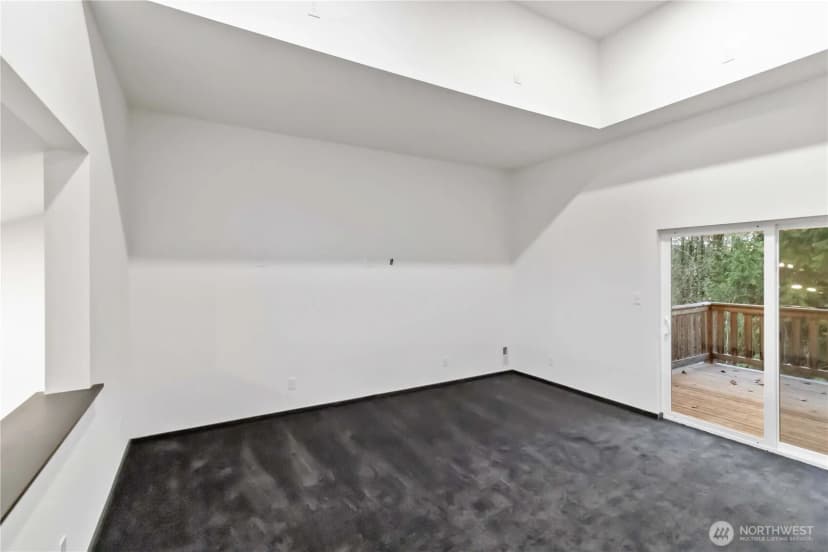 Property photo for 241 Oxbow Lake Ln, Toledo photo 34