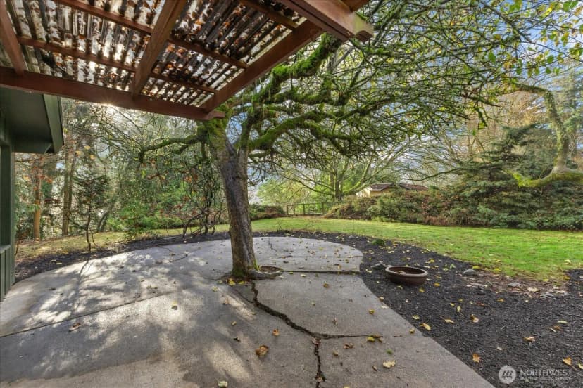 Property photo for 1001 Nw 175th Street, Shoreline photo 17