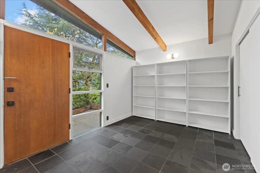 Property photo for 1001 Nw 175th Street, Shoreline photo 6