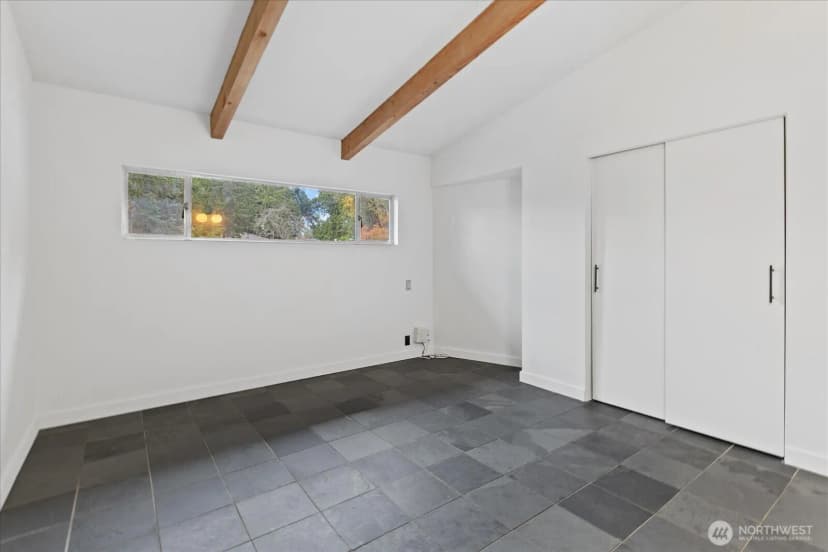 Property photo for 1001 Nw 175th Street, Shoreline photo 11