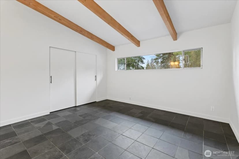 Property photo for 1001 Nw 175th Street, Shoreline photo 7