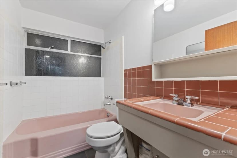 Property photo for 1001 Nw 175th Street, Shoreline photo 10