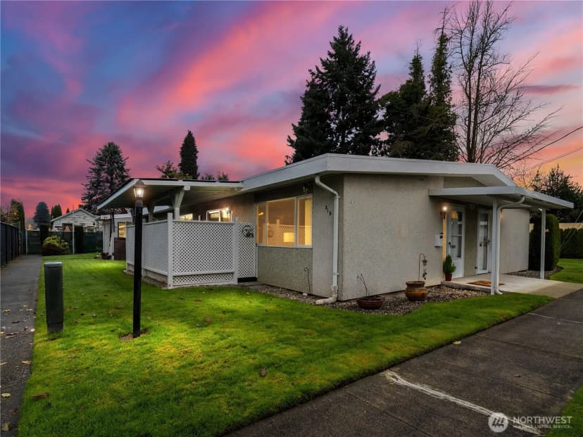 Property photo for 319 7th Se #1, Puyallup photo 2