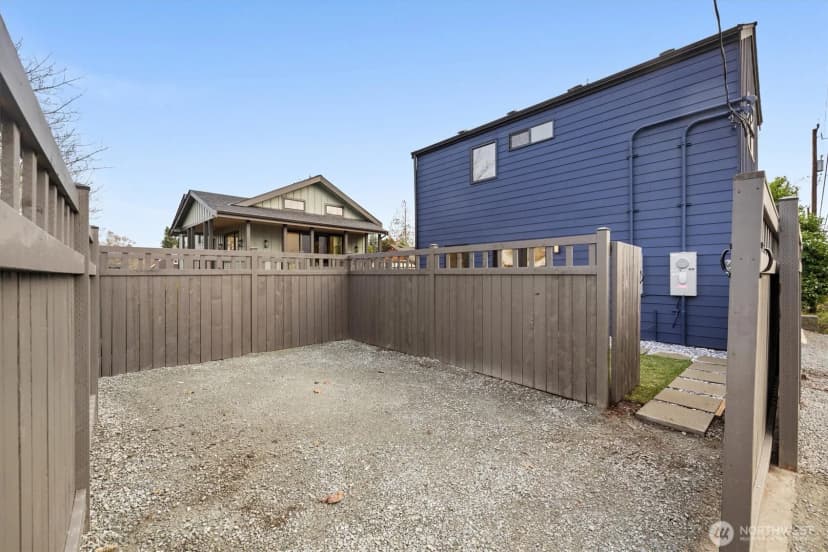 Property photo for 9003 30th Avenue Sw #b, Seattle photo 28