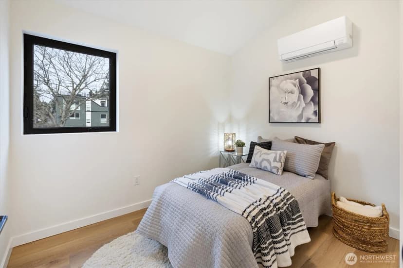 Property photo for 9003 30th Avenue Sw #b, Seattle photo 17