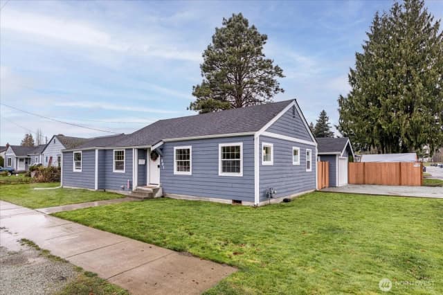 Property photo for 801 Lincoln St., Mount Vernon