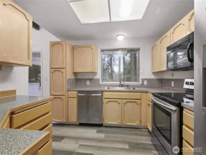 Property photo for 14802 16th Avenue Ct S, Spanaway photo 18