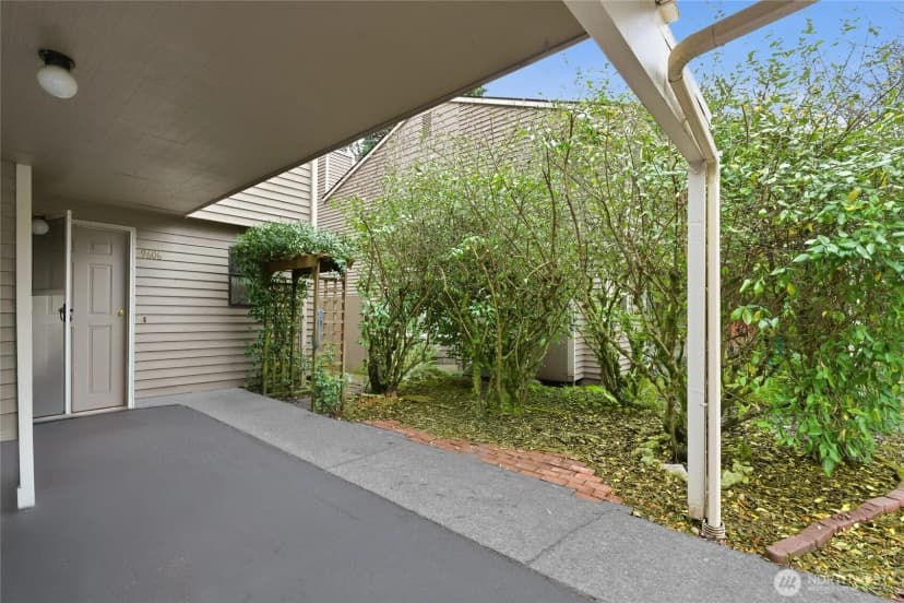 Property photo for 9606 Ne 121st Lane, Kirkland photo 28