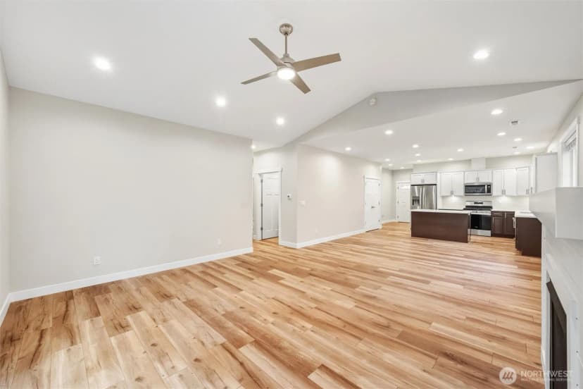 Property photo for 1136 Falcon Court, Everson photo 7