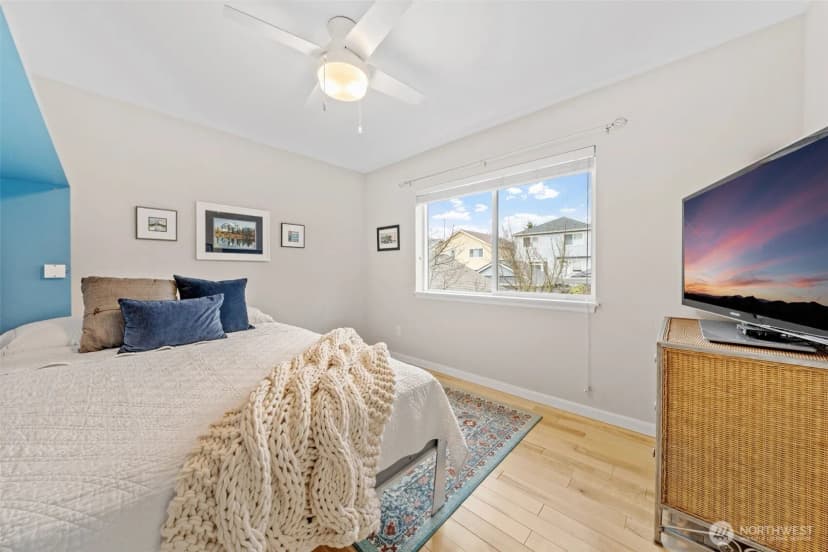 Property photo for 2456 30th Avenue Ne, Issaquah photo 22