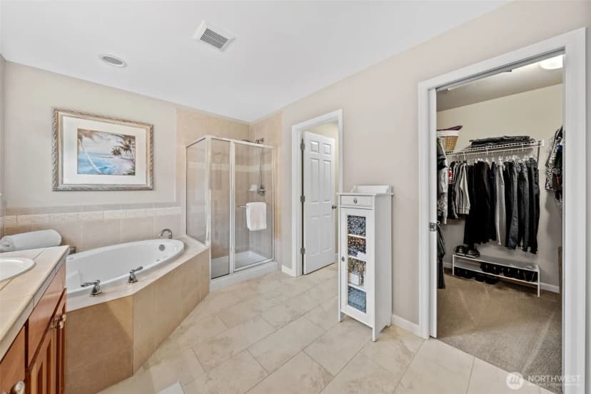 Property photo for 2456 30th Avenue Ne, Issaquah photo 19