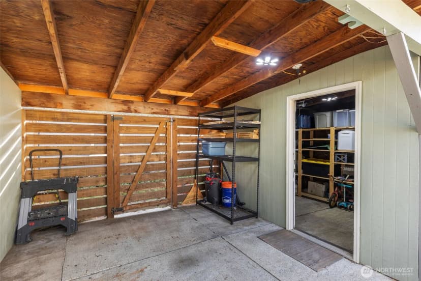 Property photo for 335 N 104th Street, Seattle photo 19