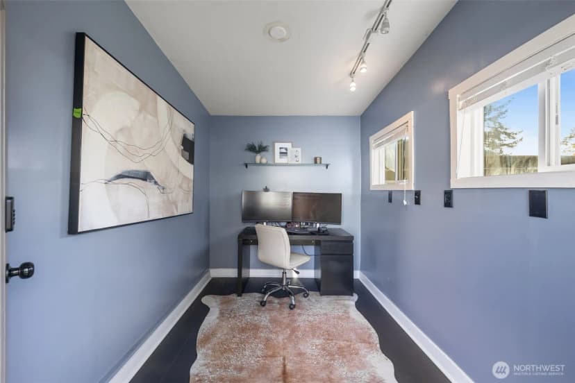 Property photo for 335 N 104th Street, Seattle photo 18
