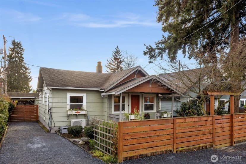 Property photo for 335 N 104th Street, Seattle