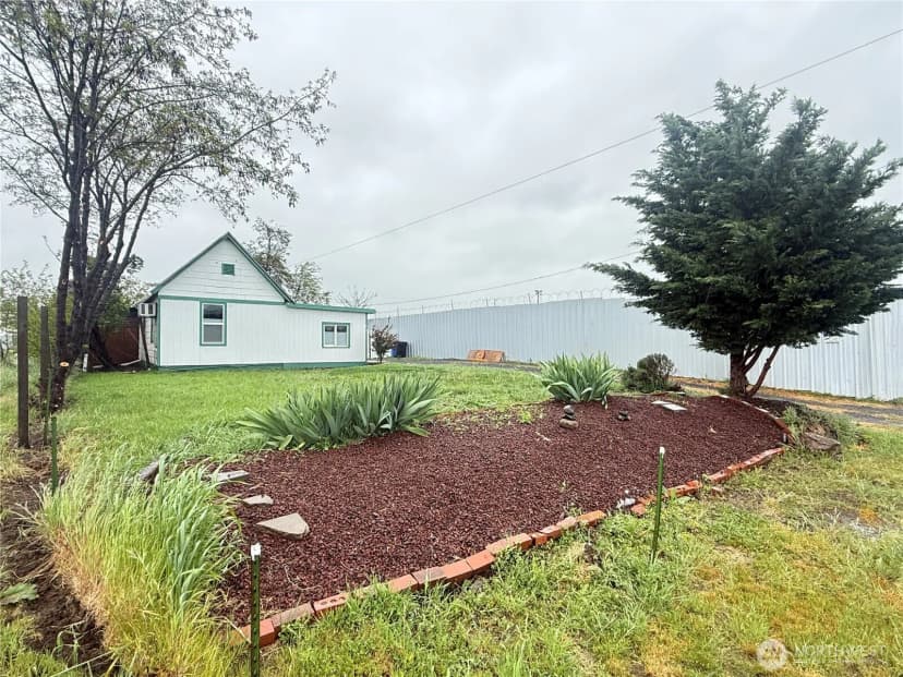 Property photo for 1212 W Moore Street, Walla Walla photo 15