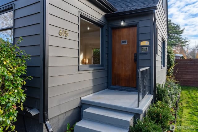 Property photo for 615 N J Street, Tacoma photo 3