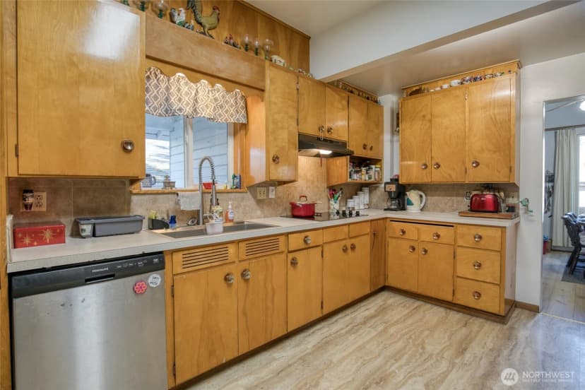 Property photo for 251 N Second Street, Toledo photo 14