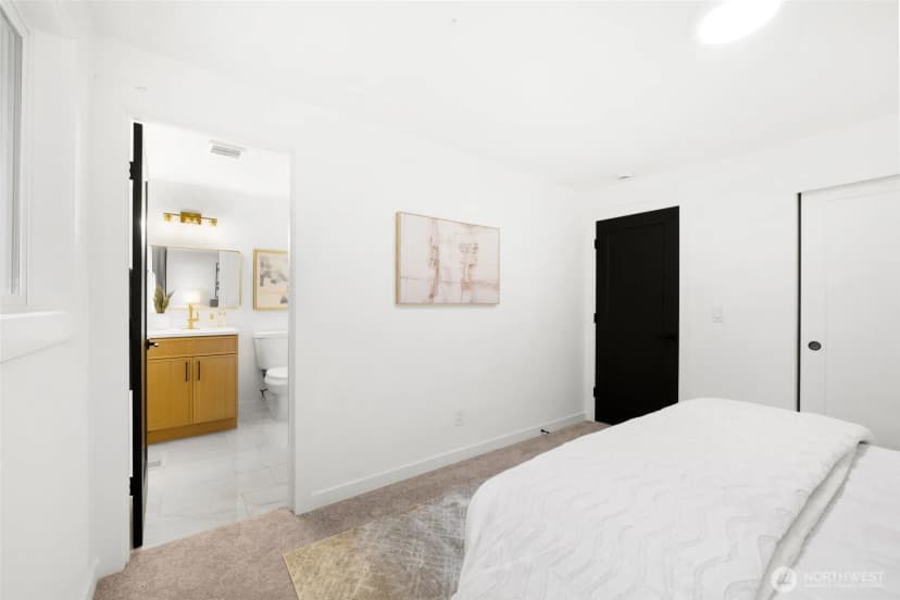 Property photo for 11314 25th Avenue Sw, Seattle photo 17