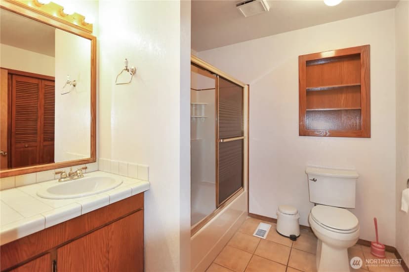 Property photo for 5017 96th Street E, Tacoma photo 14