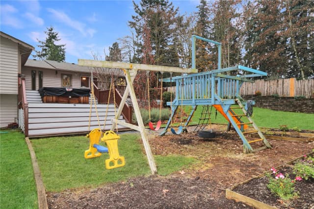 Property photo for 5017 96th Street E, Tacoma photo 4