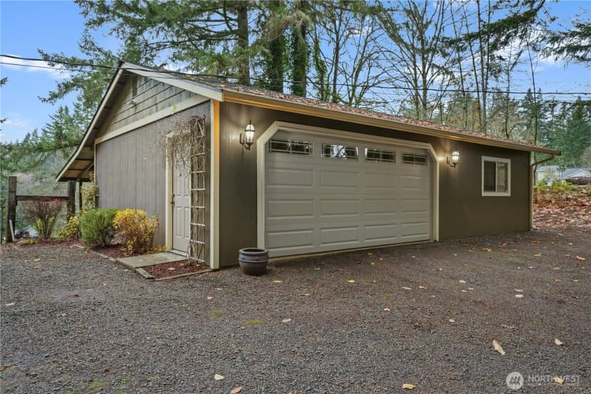 Property photo for 1612 C Street Nw, Lakebay photo 29
