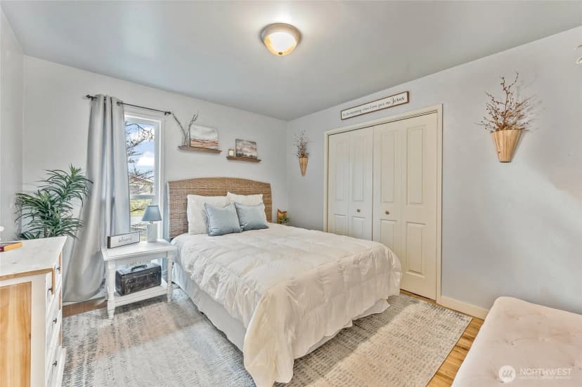 Property photo for 809 N Kenroy Terrace, East Wenatchee photo 16