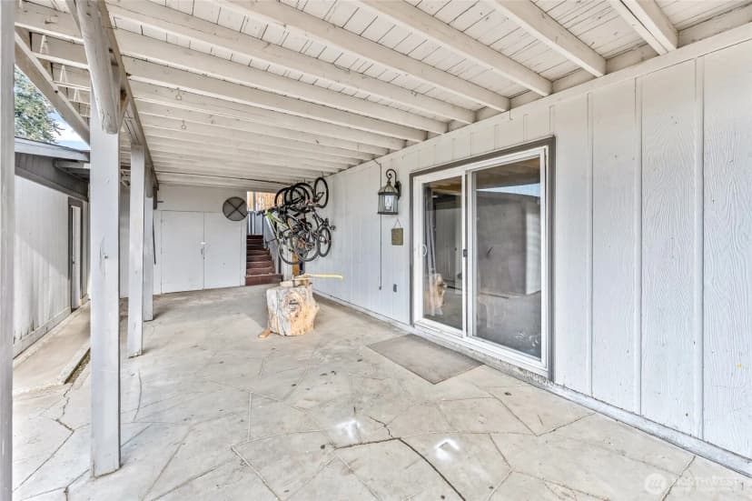 Property photo for 809 N Kenroy Terrace, East Wenatchee photo 27