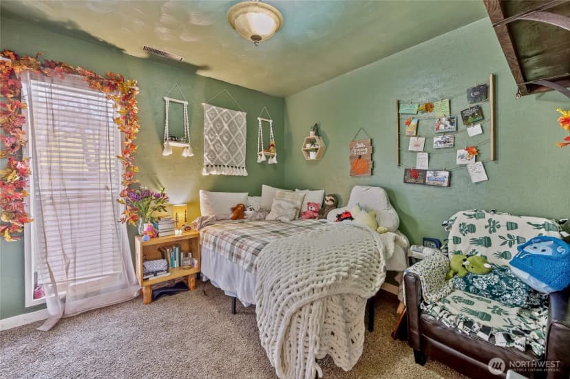Property photo for 809 N Kenroy Terrace, East Wenatchee photo 21