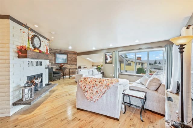 Property photo for 809 N Kenroy Terrace, East Wenatchee photo 4