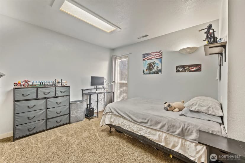 Property photo for 809 N Kenroy Terrace, East Wenatchee photo 22