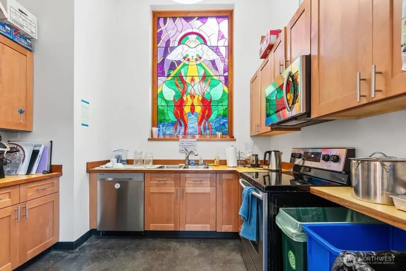 Property photo for 1322 S Bayview, Seattle photo 16