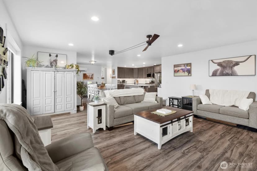 Property photo for 12760 Country Club Place, Burlington photo 14