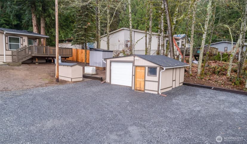 Property photo for 225 N. Lake Roesiger Road, Snohomish photo 27