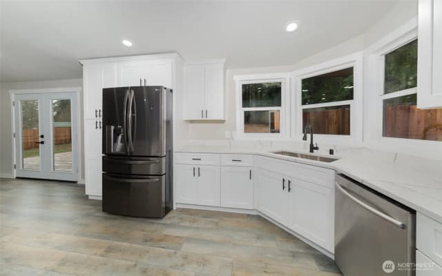 Property photo for 225 N. Lake Roesiger Road, Snohomish photo 5