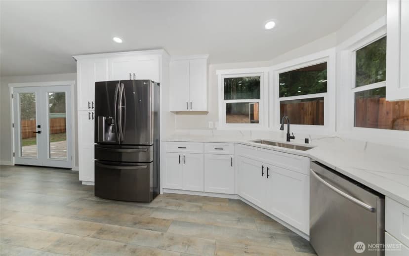 Property photo for 225 N. Lake Roesiger Road, Snohomish photo 5