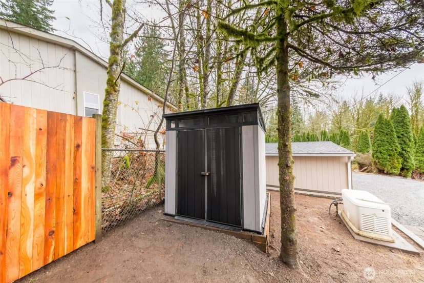 Property photo for 225 N. Lake Roesiger Road, Snohomish photo 40