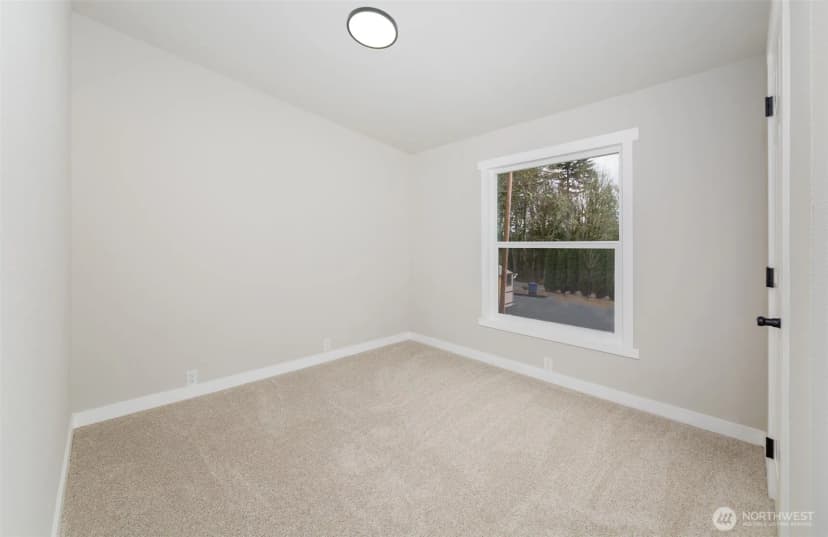 Property photo for 225 N. Lake Roesiger Road, Snohomish photo 18