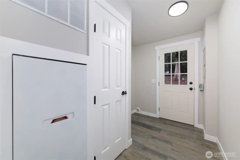 Property photo for 225 N. Lake Roesiger Road, Snohomish photo 21