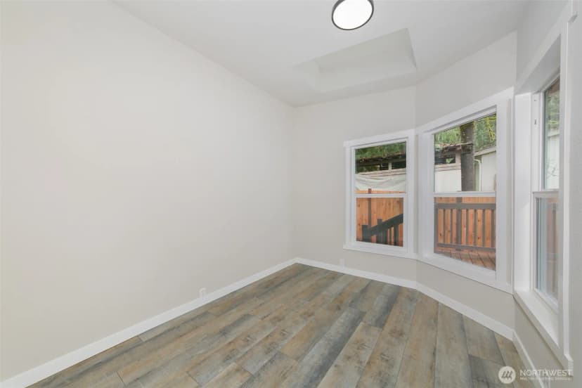 Property photo for 225 N. Lake Roesiger Road, Snohomish photo 19