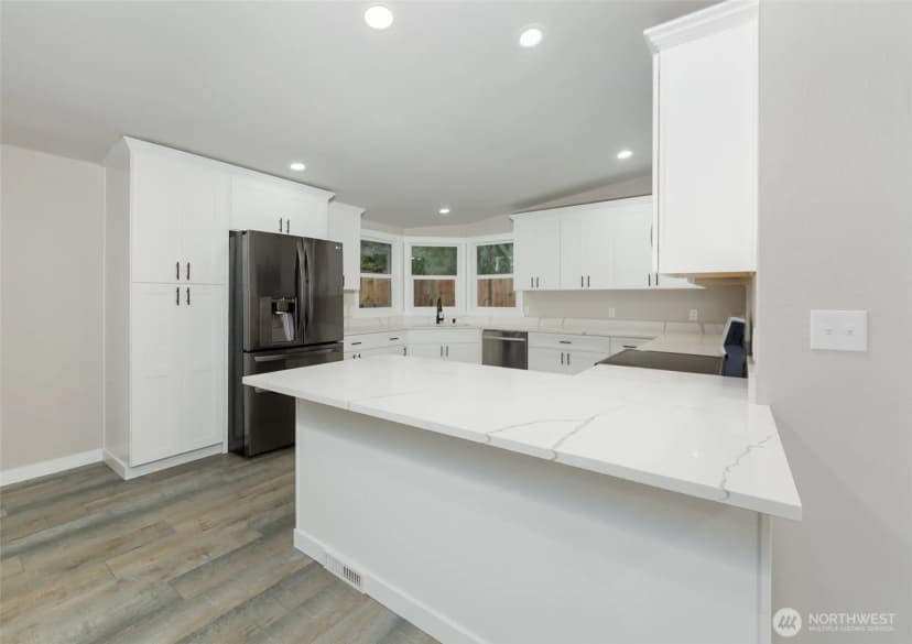 Property photo for 225 N. Lake Roesiger Road, Snohomish photo 8