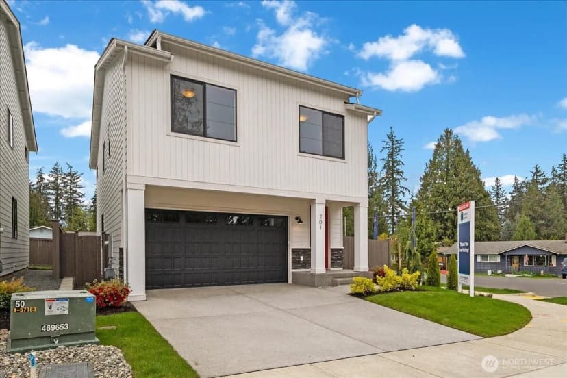 Property photo for 201 156th Place Sw #mg 13, Lynnwood photo 2